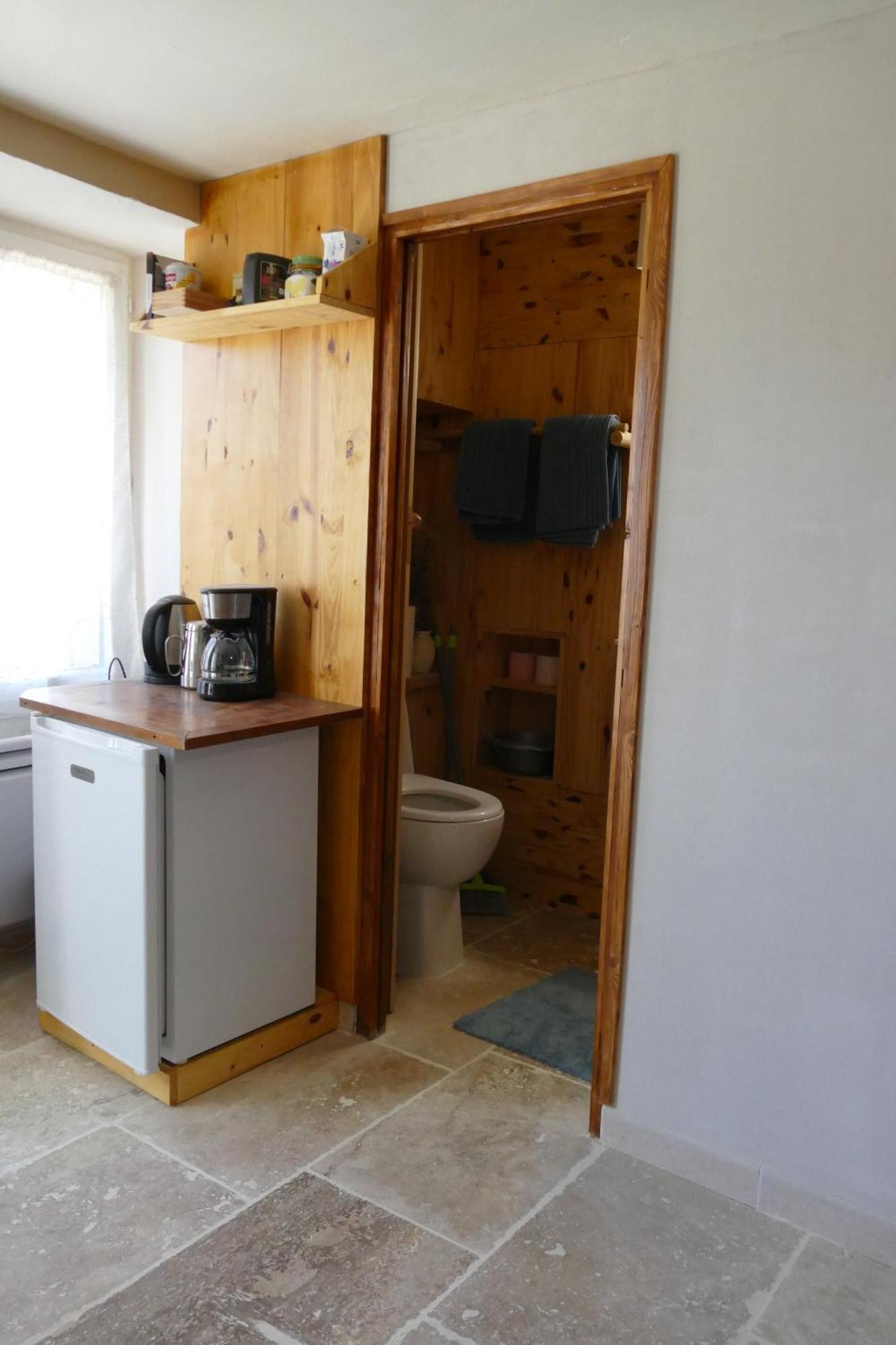 Bed and Breakfast Les Bois Rouges La Rochegiron Zewnętrze zdjęcie